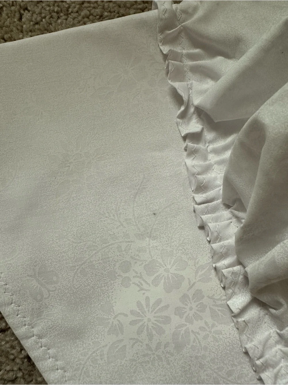 Classic White Adult Bonnet